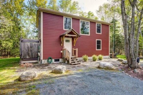 Lamoine Beach House | Acadia Lobsterman's Secret Cottage