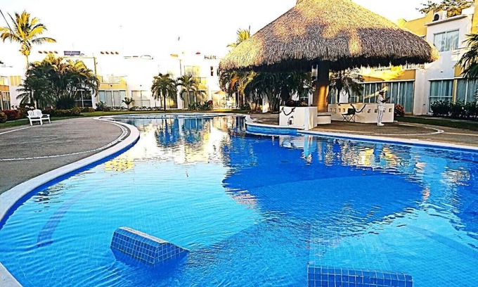 La Poza House | ACAPULCO DIAMANTE EXCELENTE CASA INCLUYE SERVICIOS