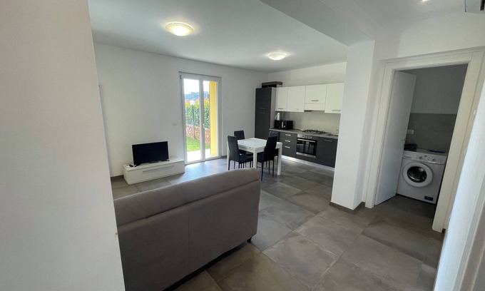 Finale Ligure Villa | Accogliente Appartamento in Villa 62mq, Grande Giardino Privato, Animali Ammessi