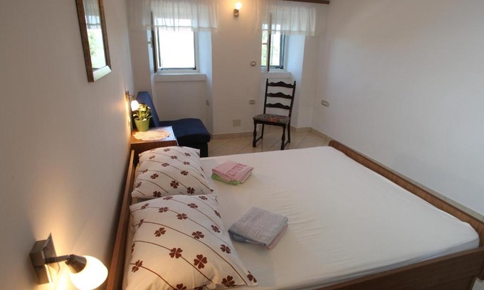 Sveti Jakov House | Accommodation Lily