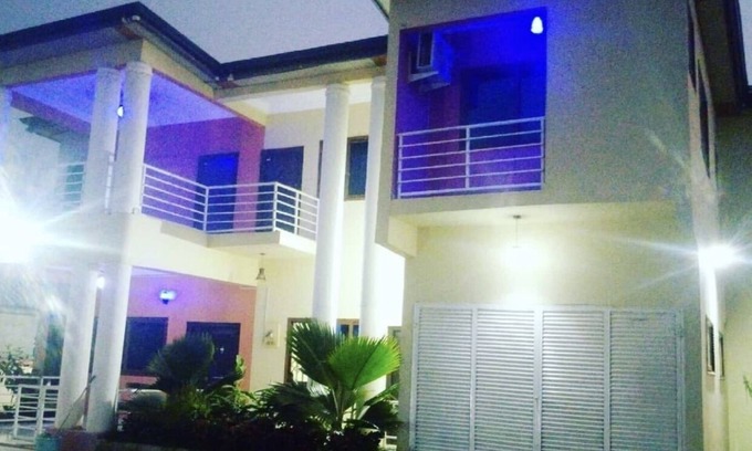 Accra House | Accra Royal Hotel