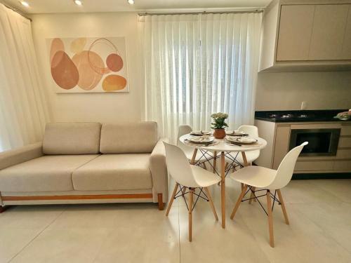 Porto Belo Apartment | Achei Itapema Perequê em grande estilo, 2 suítes