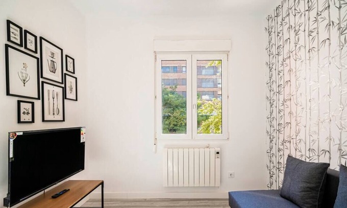 Costillares Apartment | Acogedor Apartamento. Arturo Soria-md Anderson CC
