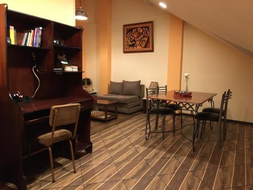 San Blas Apartment | ACOGEDOR DEPARTAMENTO EN CENTRO HISTÓRICO-Cuenca
