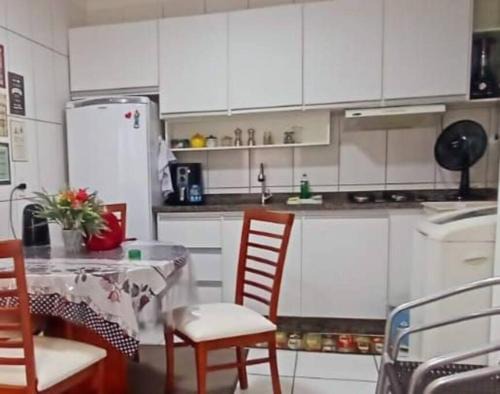 Barra Velha Apartment | Aconchegante apto, quadra do mar, no Tabuleiro!
