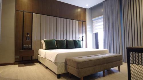 Malolos City Hotel | Acro Residences