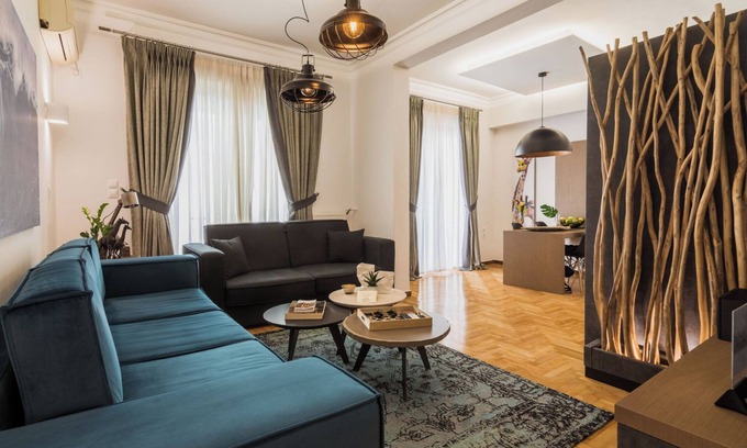 Makrigianni Hotel | Acropolis Executive Suite, Bill & John Apartments & Villas