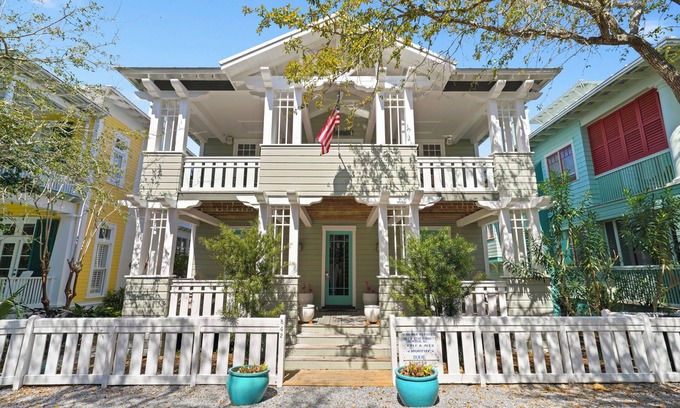 Seaside Cottage | Across from Pool, Amazing Porches & Tower in Seaside proper, + 2 Adult Bikes!