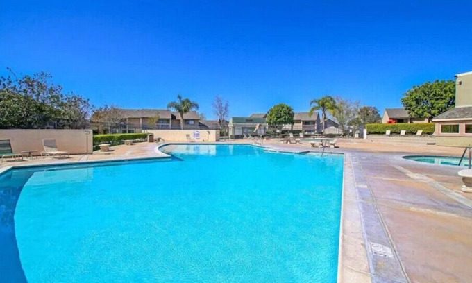 Hermosa Village House | Across the street from Disney/Pool/Free Parking