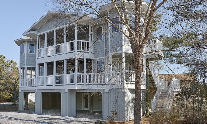 South Bethany Harbor House | Activities included up to $300 FREE PER WEEK! FREE DAILY ACTIVITIES! For the Nature & Beach enthusiast. Enjoy the awesome views from the many decks on this great beach house.