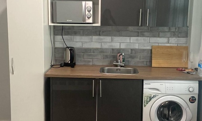 Acton Apartment | Acton Vale hotel