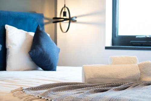 Peterborough Apartment | Adam Court Apartments - PE1 - Contractor Friendly - Choice of Studios or 1 Bed Apartments - Free Parking - Sofa Beds - Sky TV - Full Kitchen - Washer Dryer - WiFi