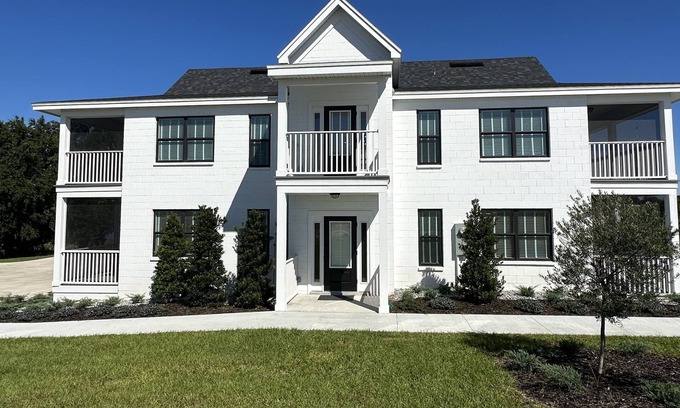 Lake Alfred Cottage | Adams Estate - Gardner #1D