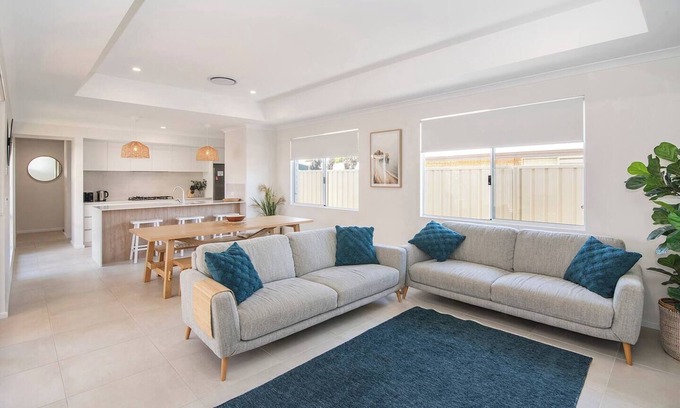 Busselton House | Adelaide St Retreat Busselton