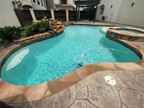 Houston House | ADELINA mini mansion in the Galleria