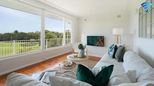 Kiama Downs House | Adelong