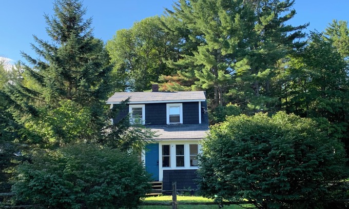 Willsboro House | Adirondack-cosy Cottage-lake Champlain-46 Peaks