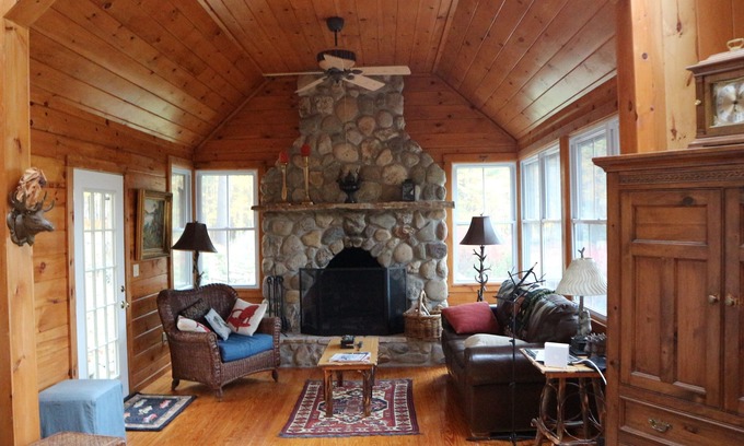 North Lake George House | Adirondack home with guest cottage on Northern Lake George