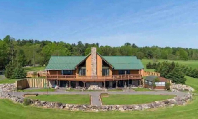 Town of Chesterfield Ski Chalet | Adirondacks Love - 33 acres with LAKE VIEW