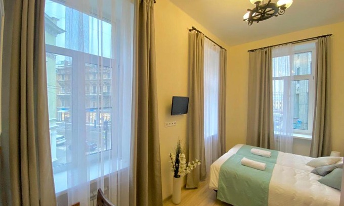 District No. 78 Bed & Breakfast | Admiral
