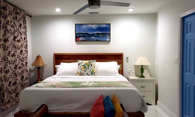 Union Park House | Adorable 1bed 1 bath guest house