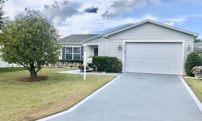 Duval House | ADORABLE 2 BEDROOM RANCH HOME BIKES SMOKELESS GRILL THE VILLAGES FL