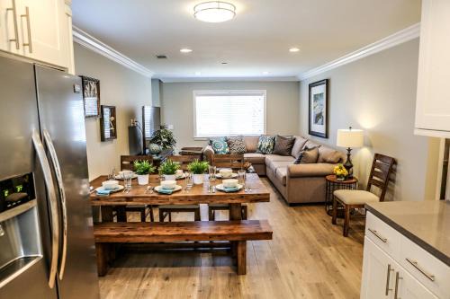 Fullerton House | Adorable 3 Bedroom 2 Bath Home