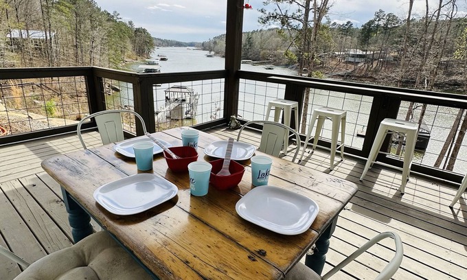 Logan Cabin | Adorable Cabin on Smith Lake in AL. Beautiful views and comfy living for you!