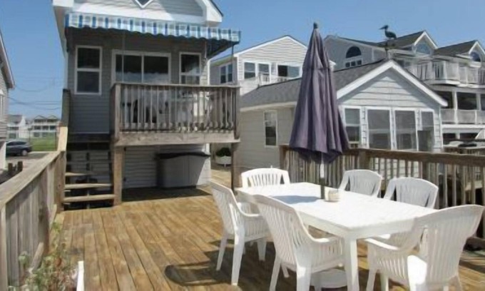 Dennisville Cottage | Adorable cottage on the bay