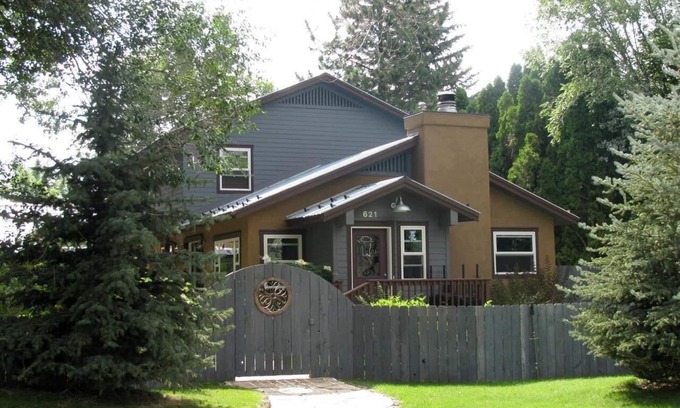 Hailey House | Adorable, dog-friendly house with fenced yard in Old Hailey