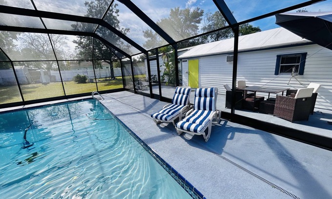 Lake Alfred Apartment | Adorable guest suite with private pool and entrance.