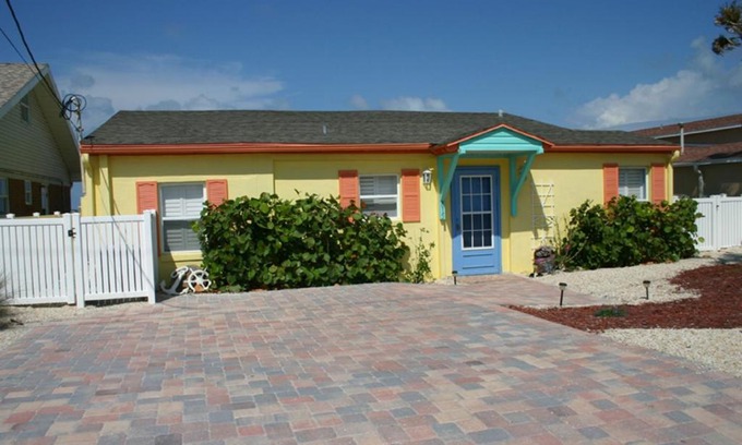 Boardwalk House | Adorable North Beach Home - Oceanfront by Ocean Properties