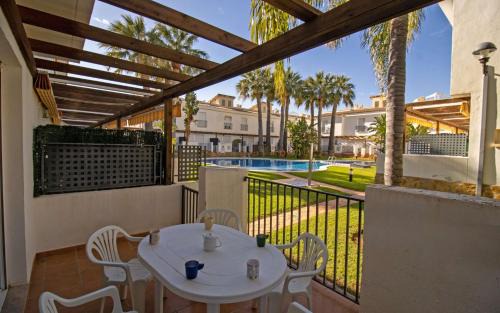 Alcossebre House | Adosado con jardin y piscina Palm Beach 86 ALBERT VILLAS