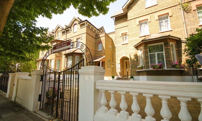Hammersmith Broadway Hotel | Adria Hotel