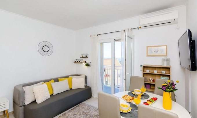 Brasina Apartment | Adriatic Sunny Apartment II