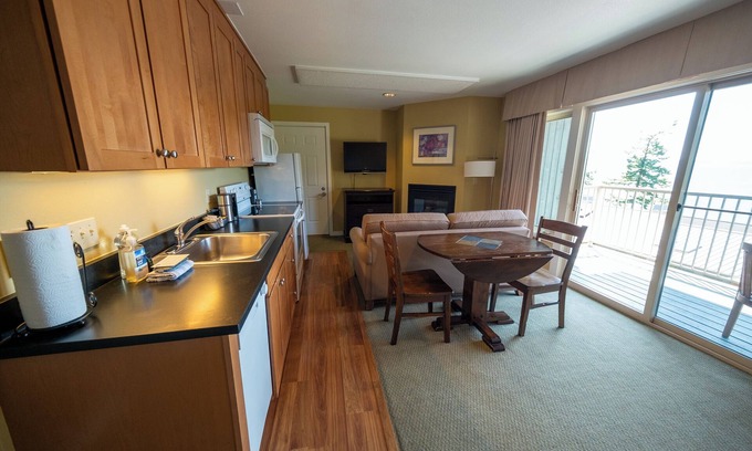Rosario Hotel | Adventure Awaits—Secluded Orcas Island Stay | Hillside 1920