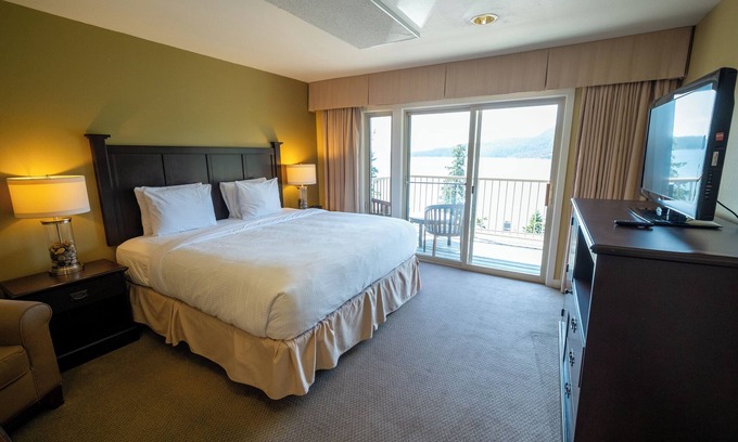 Rosario Hotel | Adventure Awaits—Secluded Orcas Island Stay | Hillside 1951