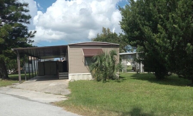 Hudson Beach Estates House | Adventure Coast waterfront