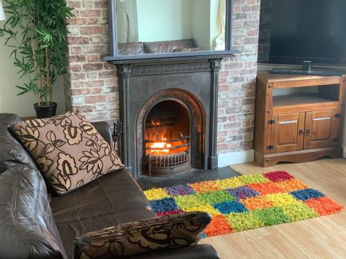 Llanfairfechan House | Aeronfa