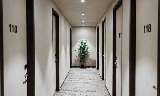 Mascot Hotel | Aerotel Sydney - Inside International Terminal Airport