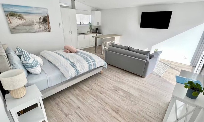 Barwon Heads Apartment | Affleck Cottage