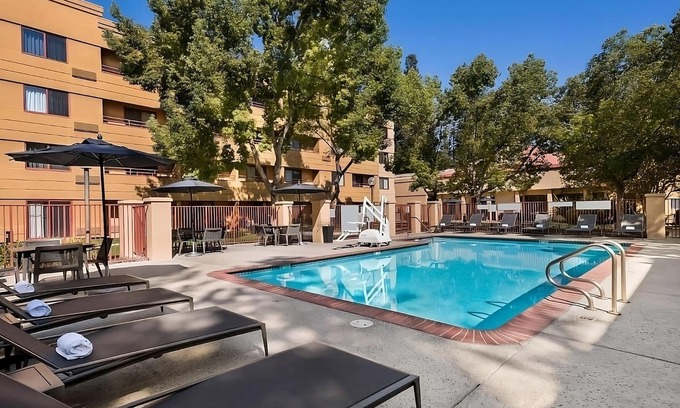San Jose Hotel | Affordability Meets Comfort! 2 Modern Units, Near Happy Hollow Park and Zoo