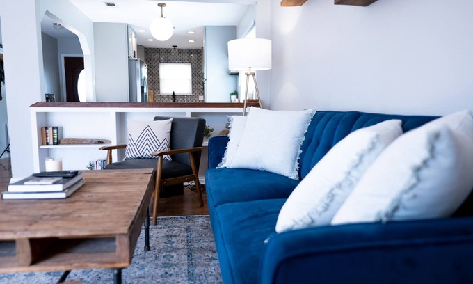 Franklin Park House | Affordable 3BR home close to airport and DT Austin