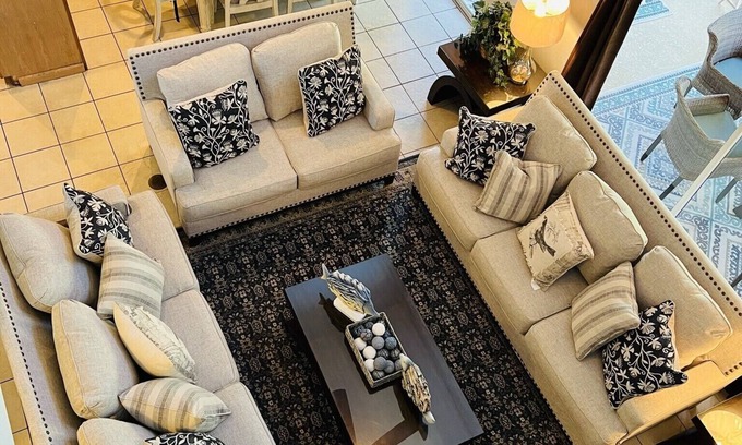 Sunset Lakes House | Affordable & Cozy 7 bd 5 ba Entertainment Haven! Mins from Disney and Dining!