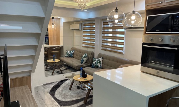 San Antonio Condo | Affordable in its location near middle of the central downtown of Makati,