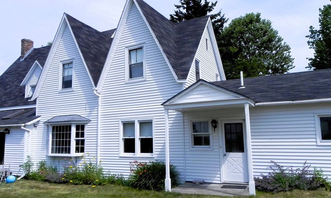 Bass Harbor House | Affordable Vacation Home Near Acadia National Park