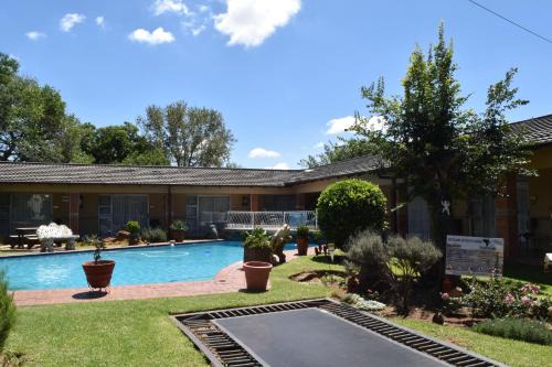 Germiston House | African Elephant Guesthouse