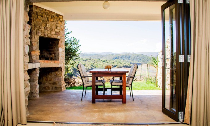 Grahamstown Cabin | African Safari Lodge