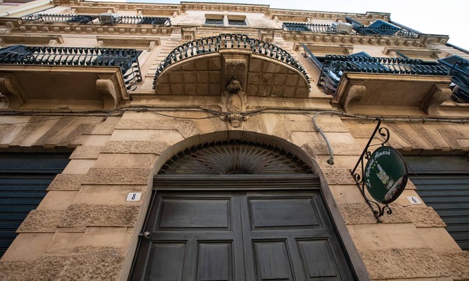 Old Town Apartment | Agatea a due Passi dal Duomo by Wonderful Italy