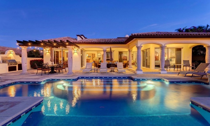 Cabo San Lucas Villa | Agave Azul | 5 Bed, 5.5 Bath